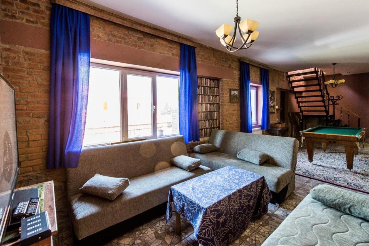 Guest House 15 Kazbegi Esterno foto