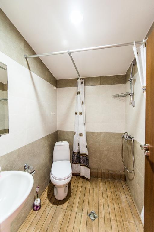 Guest House 15 Kazbegi Esterno foto